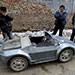 foto-un fermier chinez a construit un supercar pentru nepotul sau