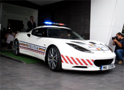 foto-politia rutiera primeste un lotus evora s