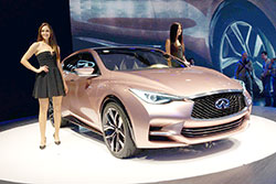 foto-frankfurt 2013 infiniti q30 concept pentru un nou segment premium