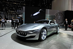 foto-geneva 2014 maserati alfieri conceptul ce anunta un nou limbaj de design