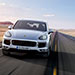 foto-porsche cayenne facelift pentru 2015 cu noi motoare si sistem hibrid plug-in