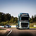 foto-video volvo trucks vs koenigsegg