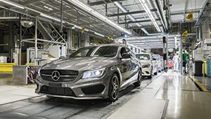 foto-daimler va construi o noua uzina mercedes-benz in ungaria