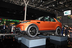 foto-land rover a lansat noua generatie discovery la salonul auto de la paris