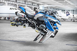 foto-bmw hover ride concept de design in parteneriat cu lego